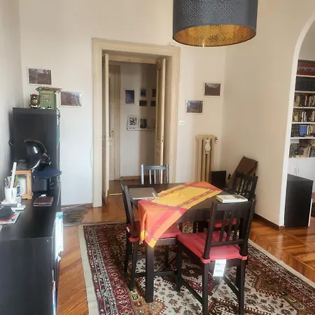 A Casa Di Sami In Estate Турин